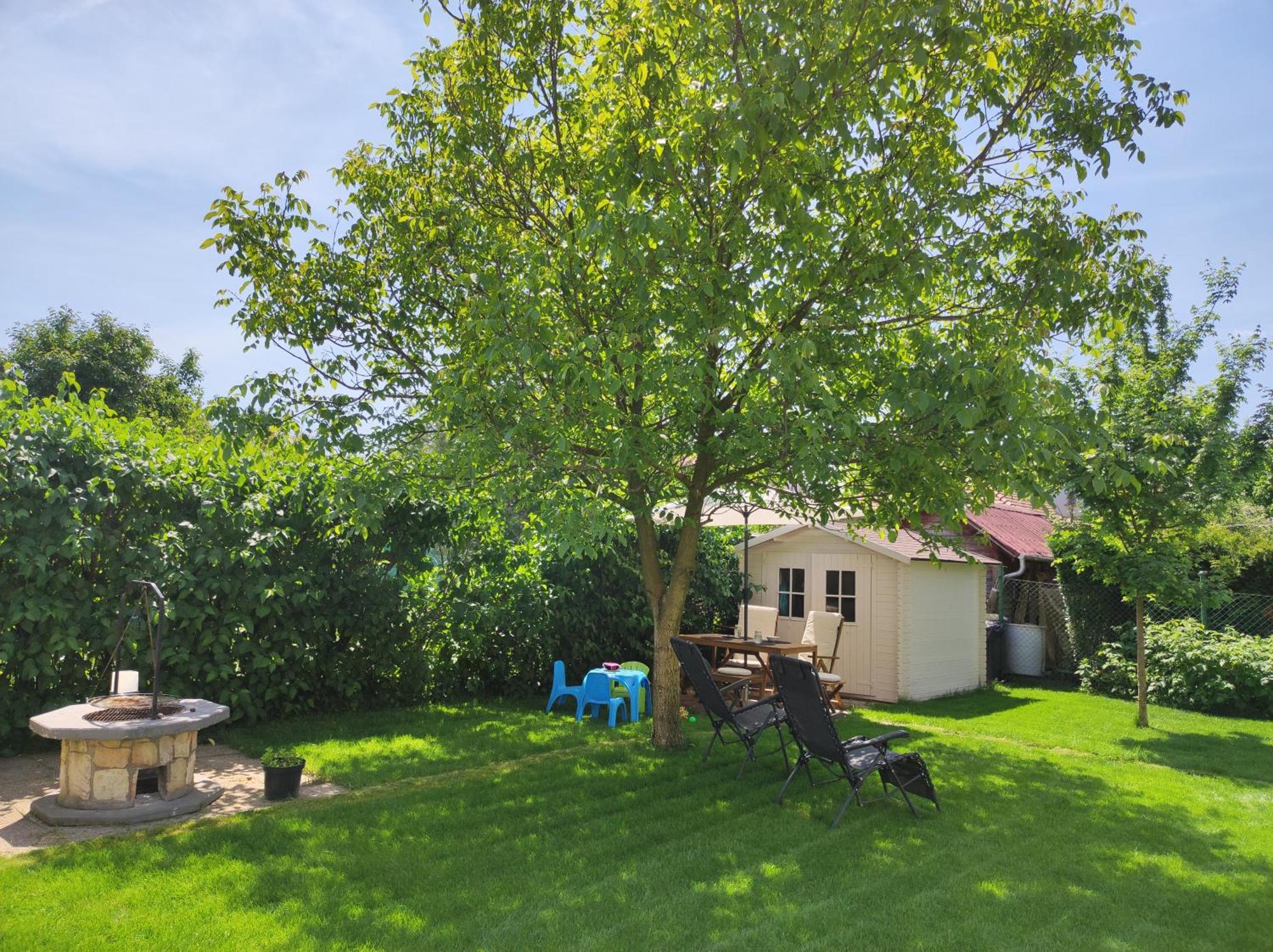 Levelke Mini Apartman Gardony Exterior photo